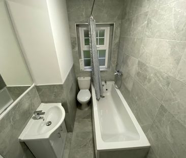 3 Bed Terraced House, Blandford Road, M6 - Photo 5