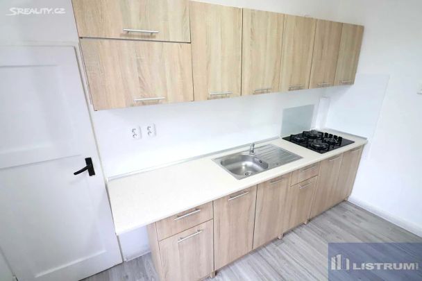 Pronájem bytu 1+1 36 m² - Photo 1