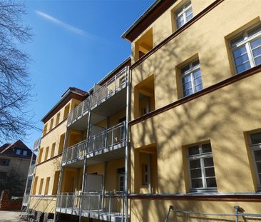 Tolle 3-Raum Whg. m. Balkon, Loggia, Parkett, EBK - Foto 4