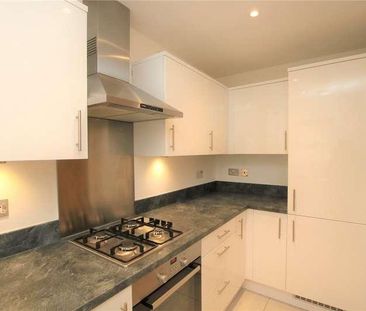 Haden Square, Reading, Berkshire, RG1 - Photo 5