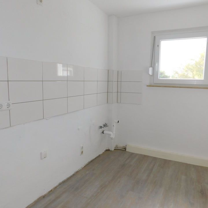 Frisch renovierte 3-Zi.-Whg. mit großem Balkon in Überruhr-Holthausen - Photo 1