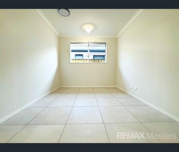 25 Clarence Street, South Maclean, Qld 4280 - Photo 3