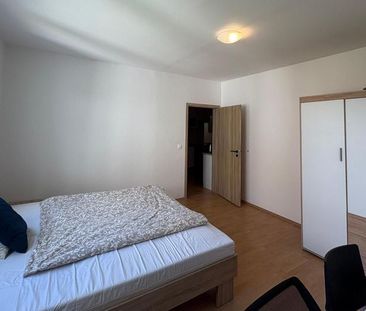 Prenájom samostatnej uzamykateľnej izby - Photo 1