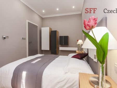 Pronájem bytu 3+kk 81 m2 - Fotografie 5