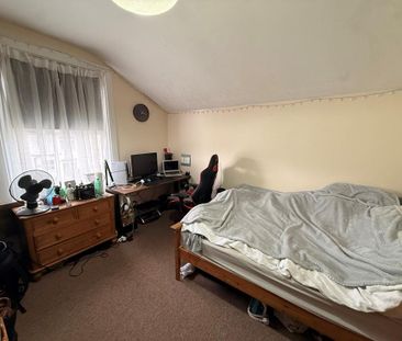 5 bedroom house to rent - Photo 1