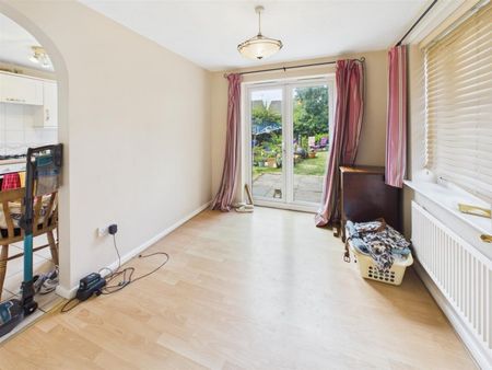 3 BED Detached house To rent - Photo 5