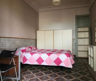 Carrer de Mallorca, Barcelona, Catalonia 08037 - Photo 1