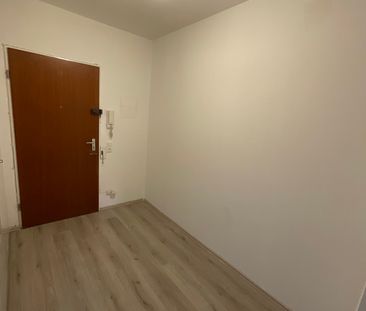 KR an CS 27.01 // MV zum 16.02 Apartment mit Balkon in Düsseldorf! - Photo 6