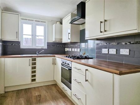 2 bedroom flat to rent - Photo 4