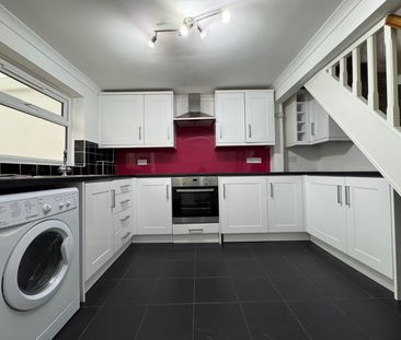 St Pauls Street, Sittingbourne - Photo 1