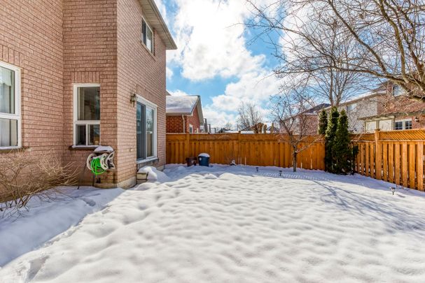 For Lease - 3857 Ridgepoint Way, Mississauga, Ontario - Photo 1