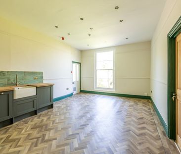 2 Bed Flat, Alma Road, BS8 - Photo 5