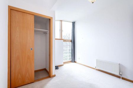 5 bedroom terraced house to rent - Photo 4