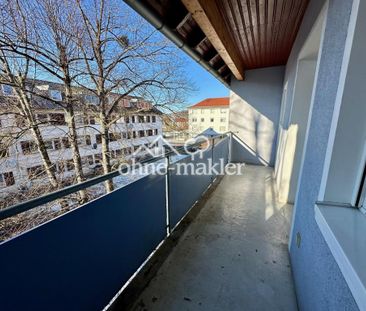 Lichtdurchflutete 2-Zimmer-Wohnung mit Balkon – ruhig gelegen in Wü... - Photo 1