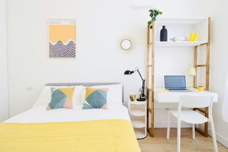 Via Francesco Crispi, Florence, Tuscany 50129 - Foto 2