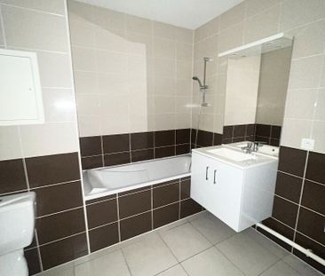 Location Appartement 2 pièces 41m² - Photo 4