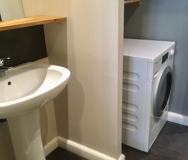 Location Appartement 1 pièce 26m² AIX LES BAINS 73100 - Photo 6