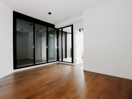 2 Bed, 1 Bath - Photo 3