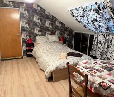 location Chambre meublé grand confort +fibre - Photo 1