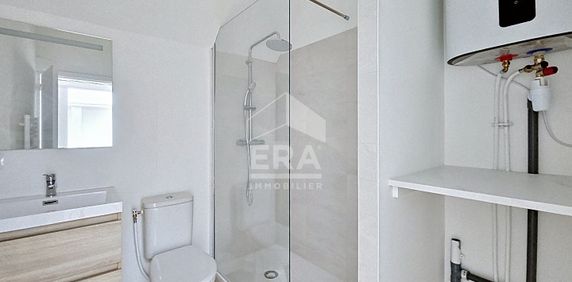 Location Appartement 2 pièces 43m² - Photo 2