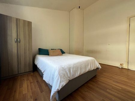 4 Bed Terraced House, Holland Walk, N19 - Photo 2