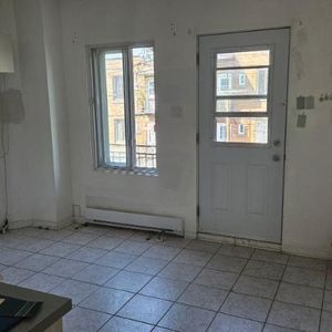 5 1/2 - Montréal (Parc-Extension) - 1 695 $/mois - Photo 2