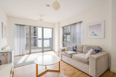 2 bedroom flat to rent - Photo 2