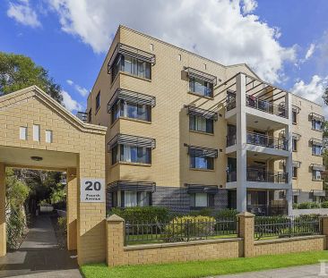 “Well presented 2 bedroom unit located in a secure building” - Photo 1