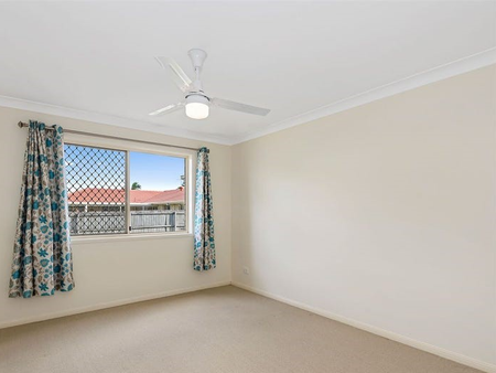 8 Sarabah Close, Calamvale, QLD - Photo 5