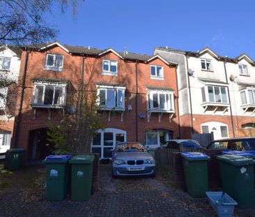 4 bedroom House To Let Total Size: 1238 SQ FT - Photo 6