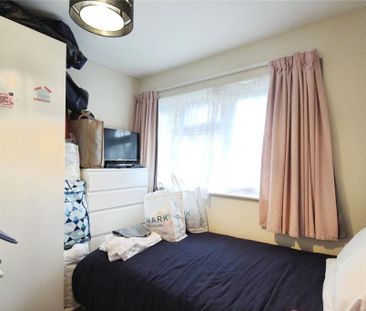 3 bedroom semi-detached house to rent - Photo 6