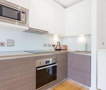 Studio to rent - Photo 5