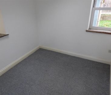 2 bedroom cottage to rent - Photo 1