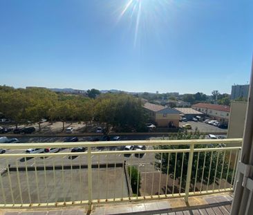 Location Appartement 3 pièces 60m² FREJUS 83600 - Photo 5