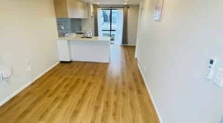 SILVERDALE, 2 BEDROOMS - Photo 4