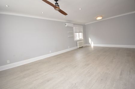 For Lease - 2 Ramsgate Road, Toronto, Ontario - Photo 2