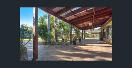 Perfect Family Home - Photo 2