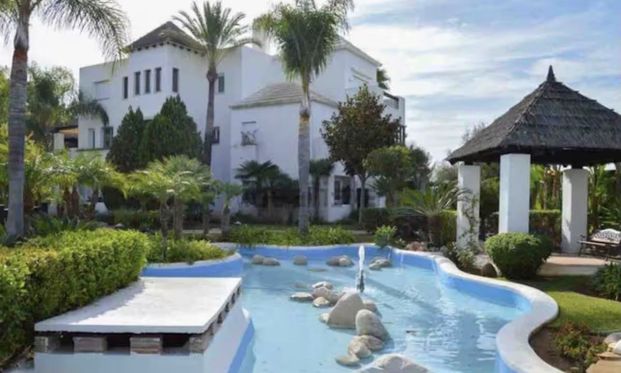 Middle Floor Apartment in Río Real - Photo 1