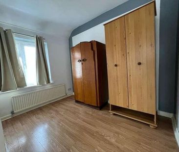 Heathway, Dagenham, RM10 - Photo 1
