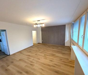 Pronájem bytu 3+1 72 m² - Photo 1