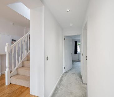 4 bedroom detached house to rent - Photo 5