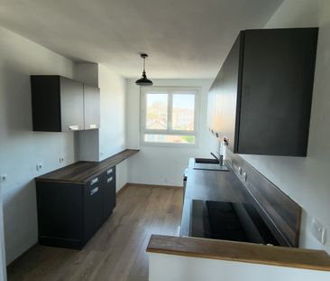 Location Appartement 2 pièces 47m² CAEN 14000 - Photo 3