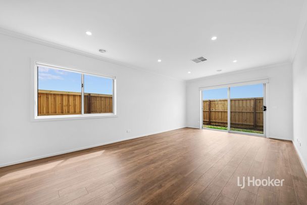 29 Imitation Road, Tarneit VIC - Photo 1
