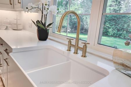 For Lease - 317 Gloucester Avenue, Oakville, Ontario - Photo 5