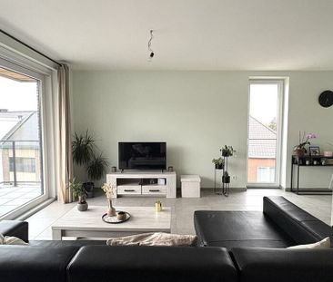 Appartement te huur in Leupegem voor € 850 met 2 slaapkamers - Photo 3
