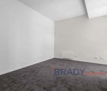 1102/22-40 Wills Street, Melbourne - Photo 2