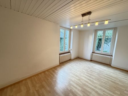 Beautiful volumes - 3 months of net rent offered - Photo 2