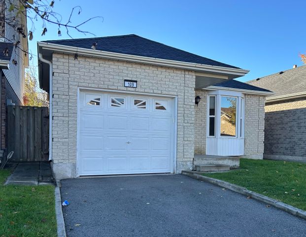 For Lease - 109 Hetherington Crescent, Vaughan, Ontario - Photo 1