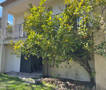 Location Appartement 5 pièces 98m² - Photo 3