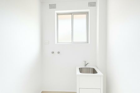 4/41 Cumberland Street, Cabramatta NSW - Photo 5